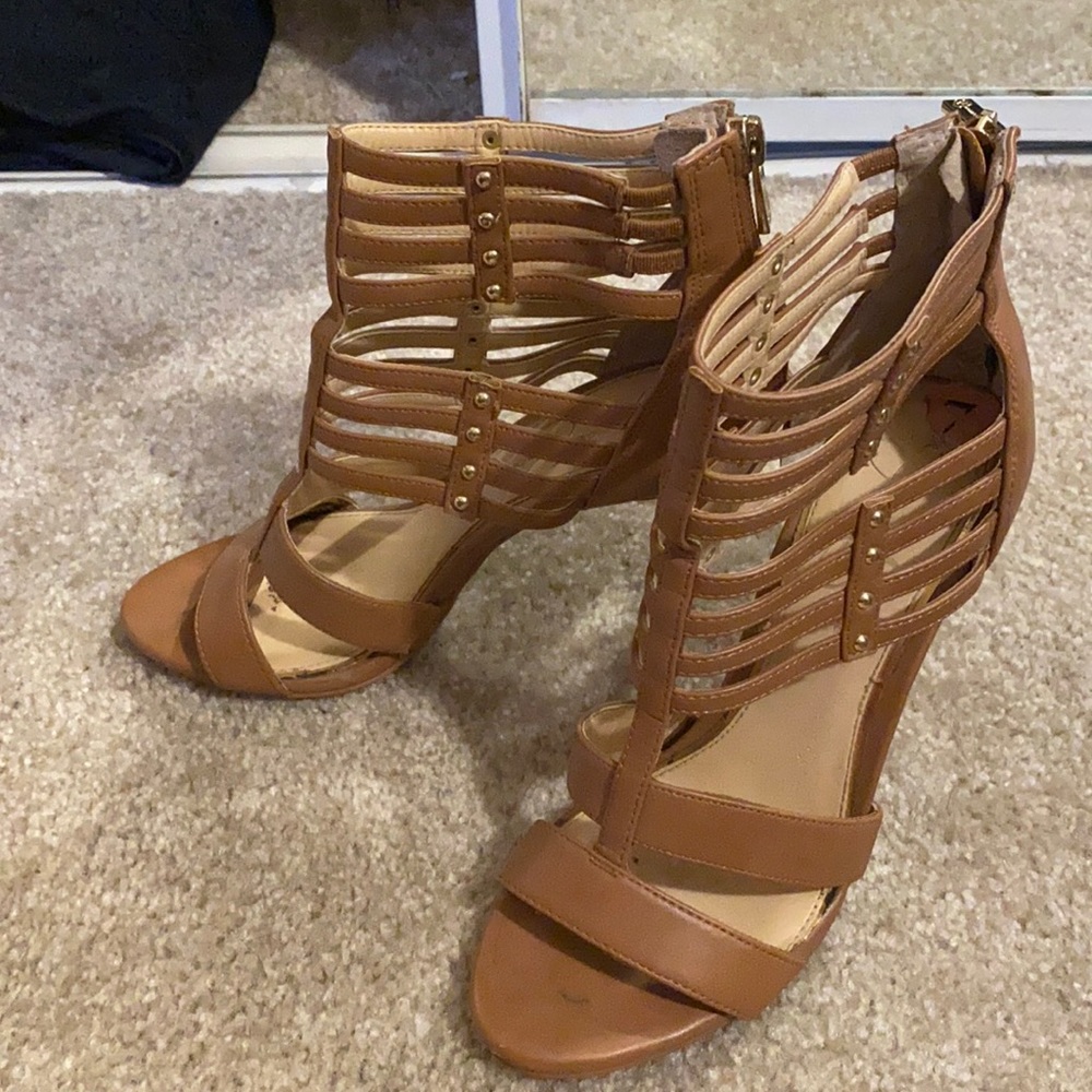 Chestnut colored Jessica Simpson heels